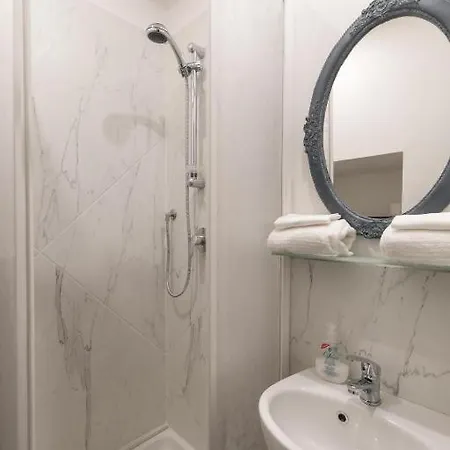 The Hobbit Guelfa דירה *